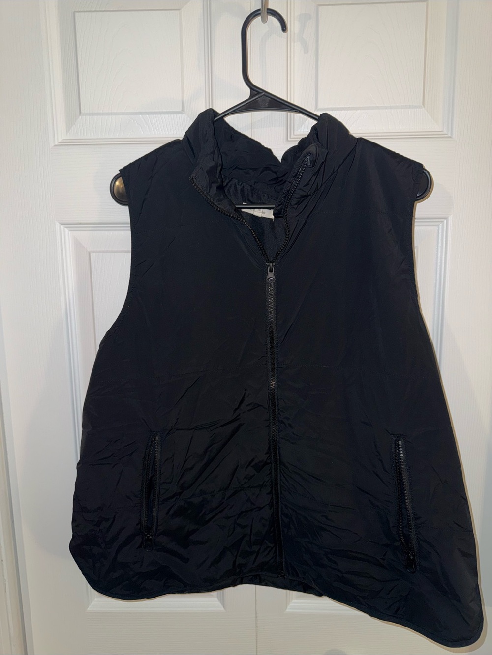 Maurices Black Quilted Sleeveless Puffer Vest